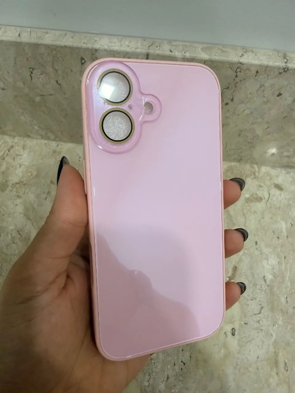 Capinha IPhone 17 rosa espelhada - Foto 2