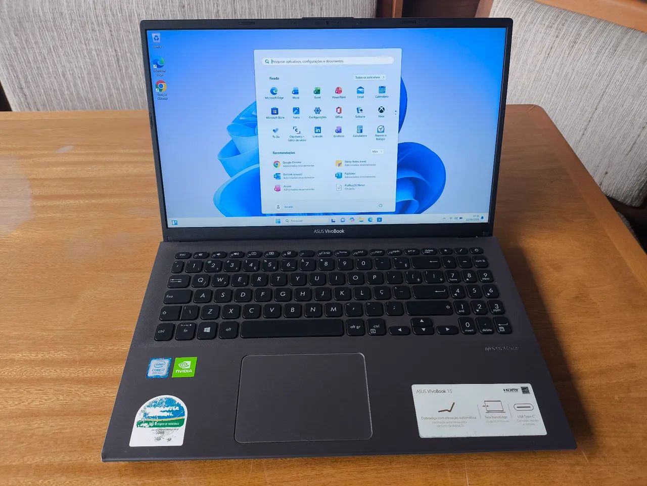 Notebook Asus i7- 8th, NVIDIA GeForce, SSD M2 nvme + HD, 8 GB de RAM, Windows 11 - Foto 2