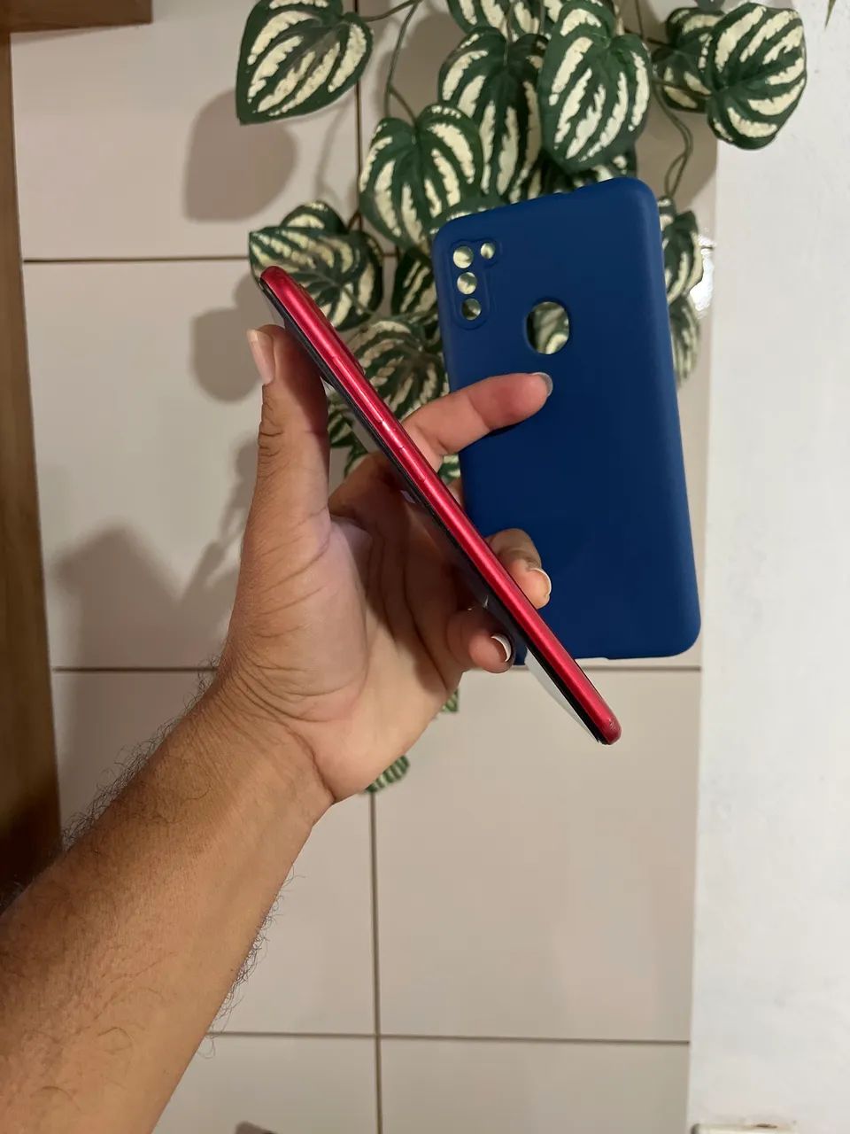 Vendo Samsung Galaxy A11 de 64gb em ótimas condições já com capa e película 3D  - Foto 2