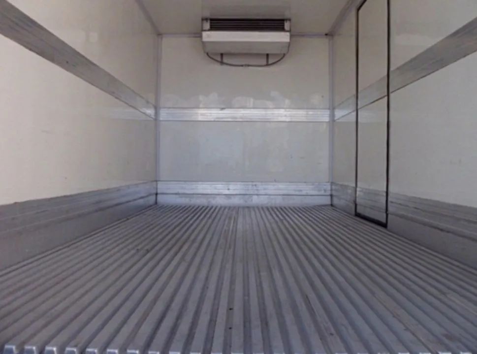 Iveco Daily 35s14 Baú Refrigerado - Ano 2015 - Foto 8