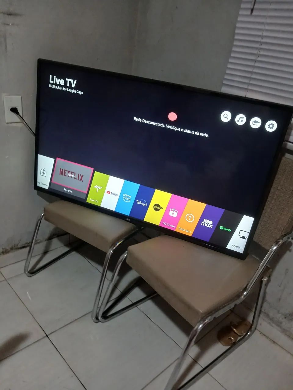 TV 49 polegadas 4K não conseguimos conectar no wifi seminova excelente uso : *42 - Foto 2