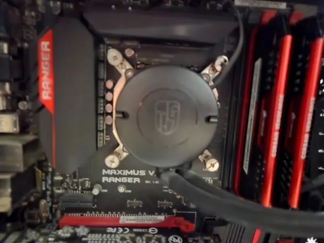 Water Cooler DeepCool Maelstrom 240T Vermelho - Foto 3