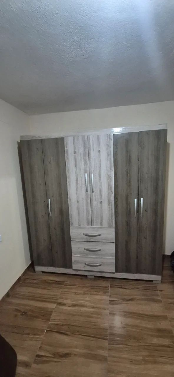 Vendo guarda roupa 