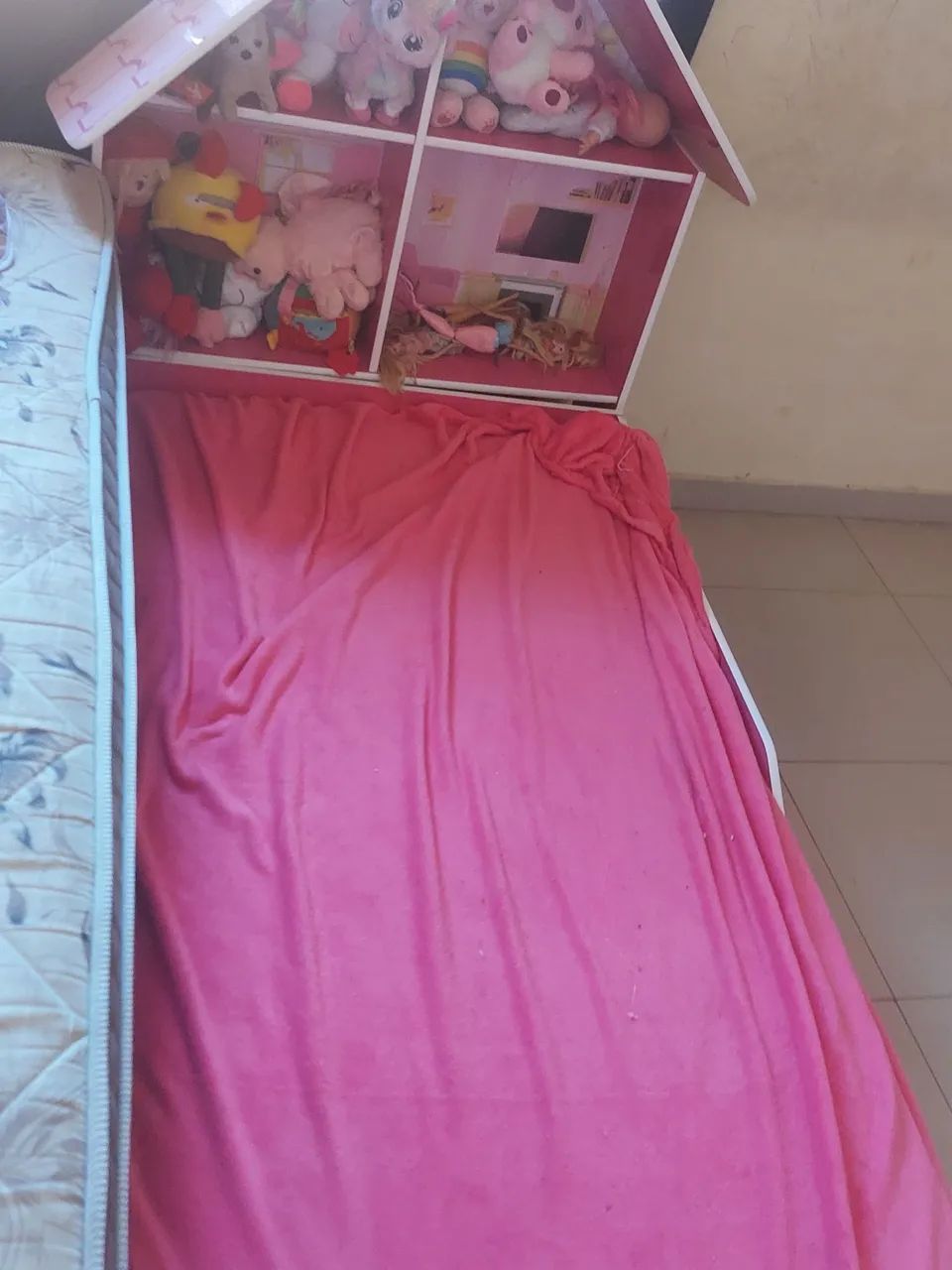 Vendo cama infantil da barbie  - Foto 2