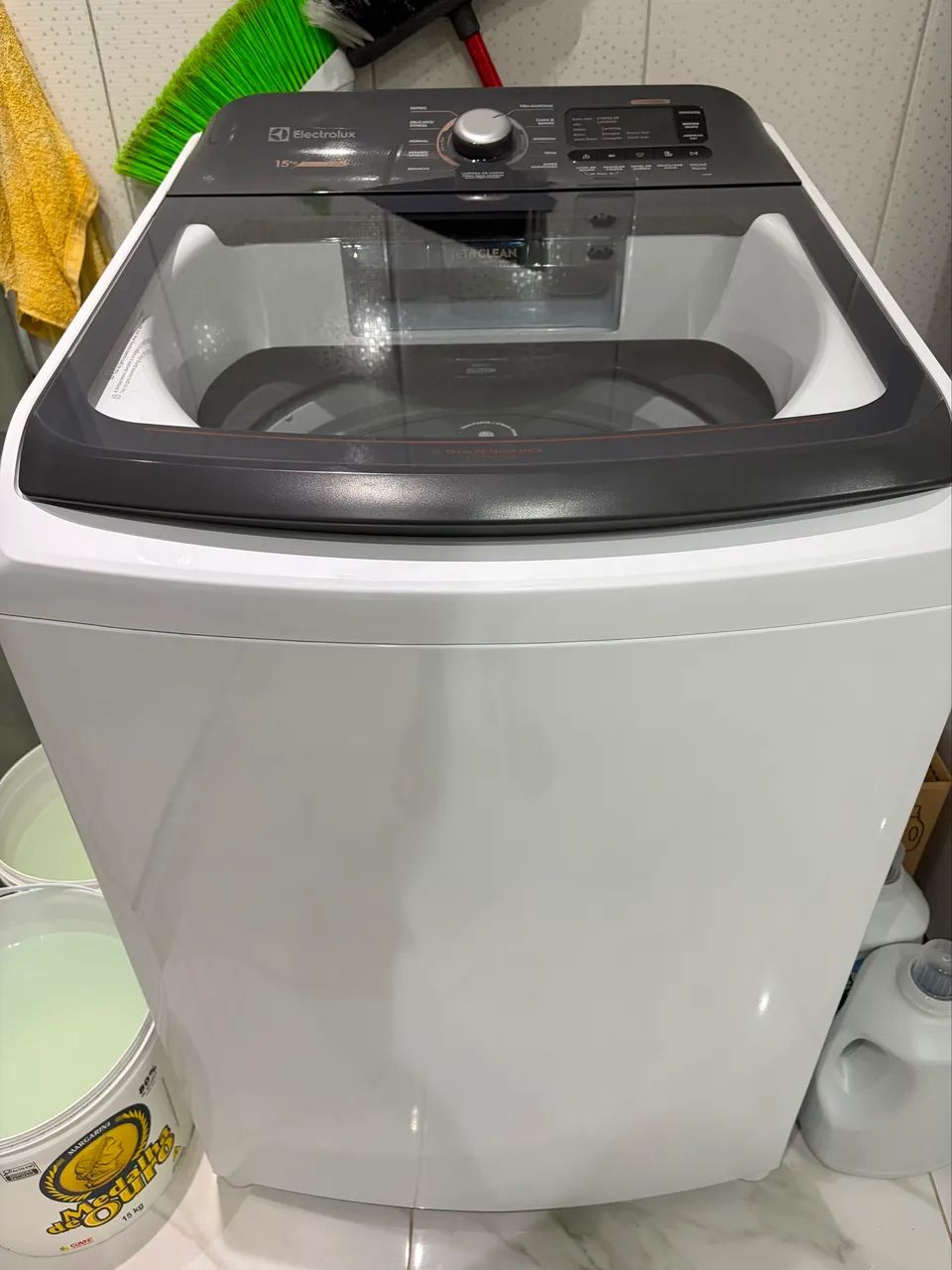 MÁQUINA DE LAVAR ELECTROLUX 15KG - Foto 4