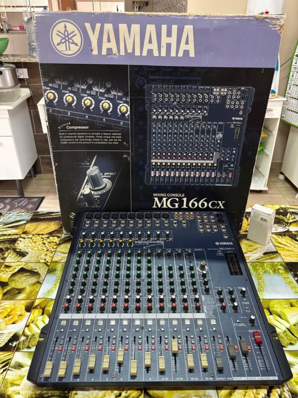 Mesa de Som Yamaha CX166 USB - Equipamentos e Acessórios de Som