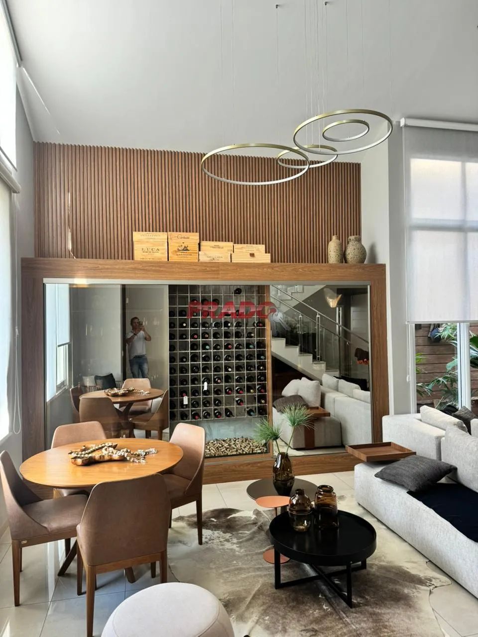 Sobrado à venda em Maringá, Parque da Gávea, com 4 quartos, com 422 m², CONDOMÍNIO VERSAIL - Foto 3
