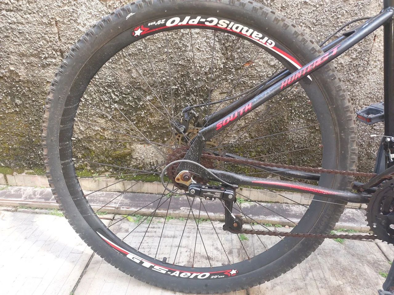 Vende se Bicicleta gts aro 29" - Foto 3