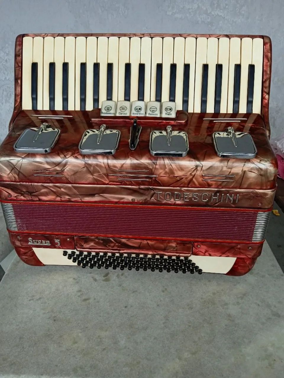 Acordeon Todeschini super 5 80 baixos  - Foto 3