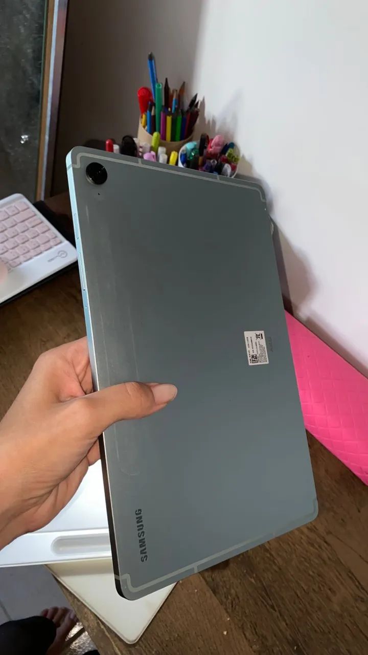 Vende-se Tablet Galaxy Tab S9 Fe Wi-Fi  - Foto 2