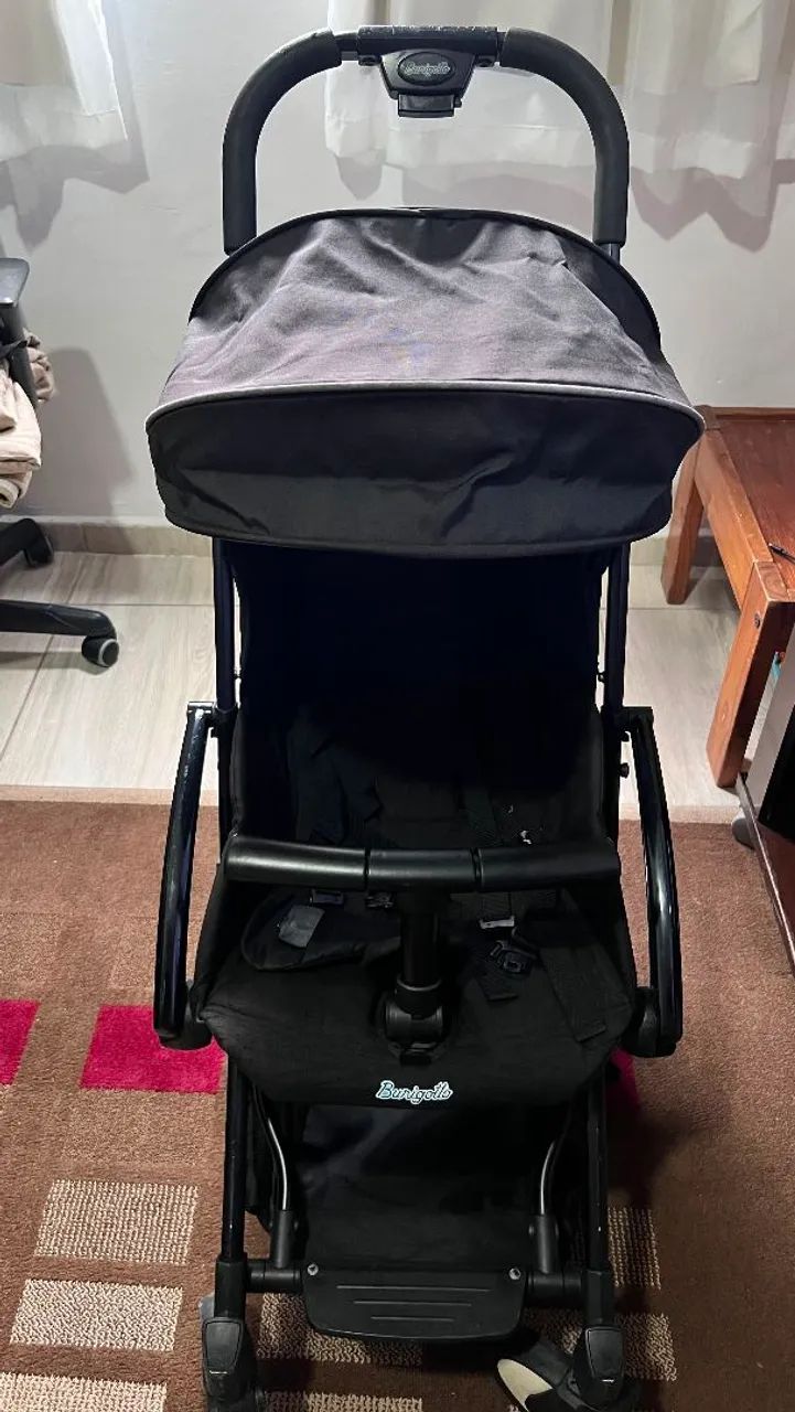 Carrinho de bebê Burigotto preto - Foto 4