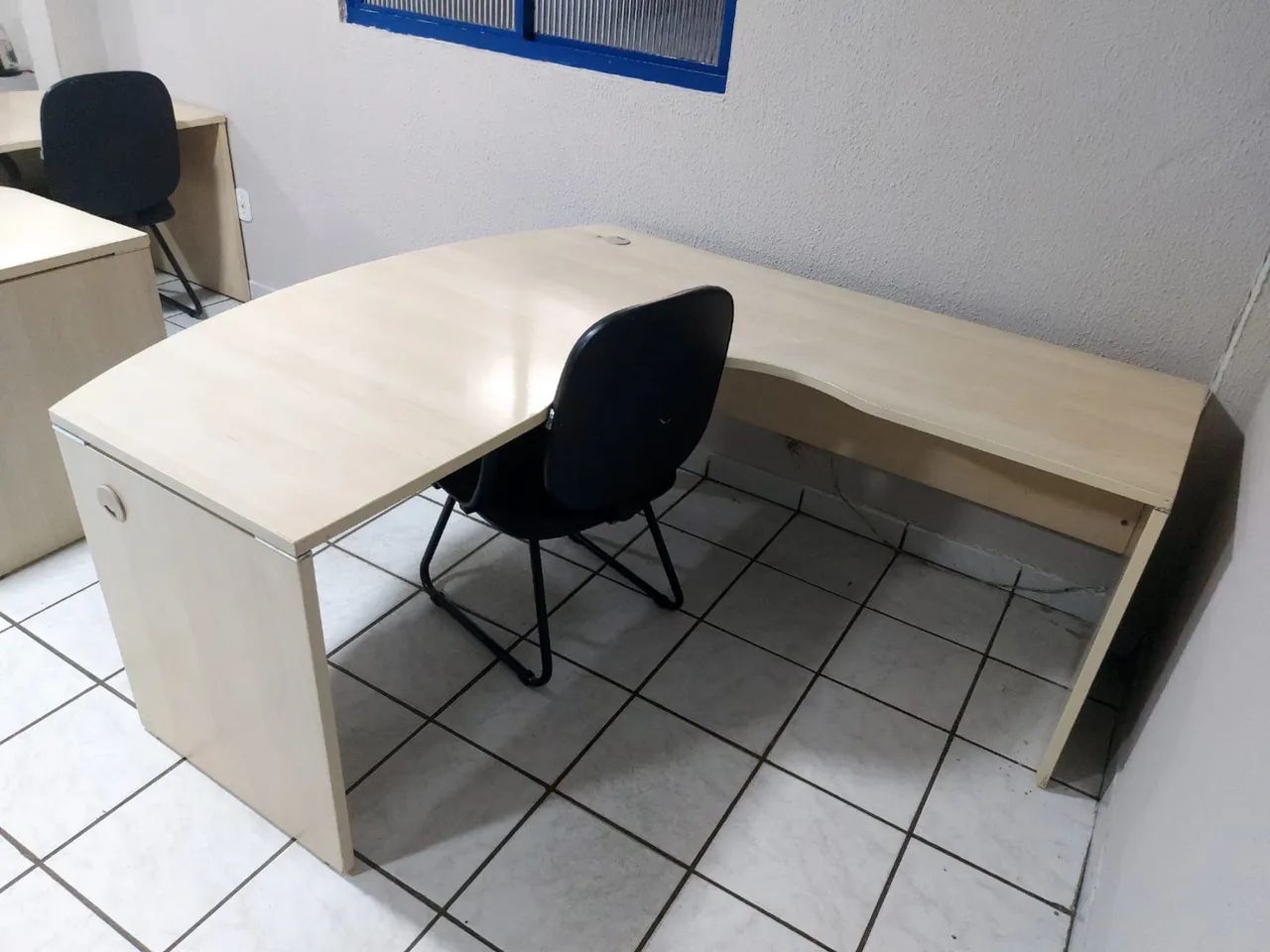Mesa escritório em L  - Foto 2