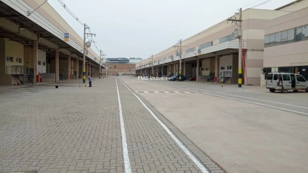 Galpão Comercial em Cajamar-SP, com 4.350m² de Área.