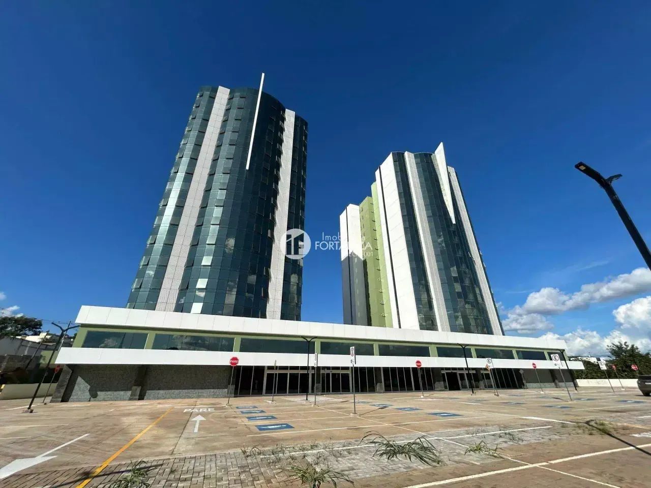 Sala à venda, Via Towers - Rio Branco/AC