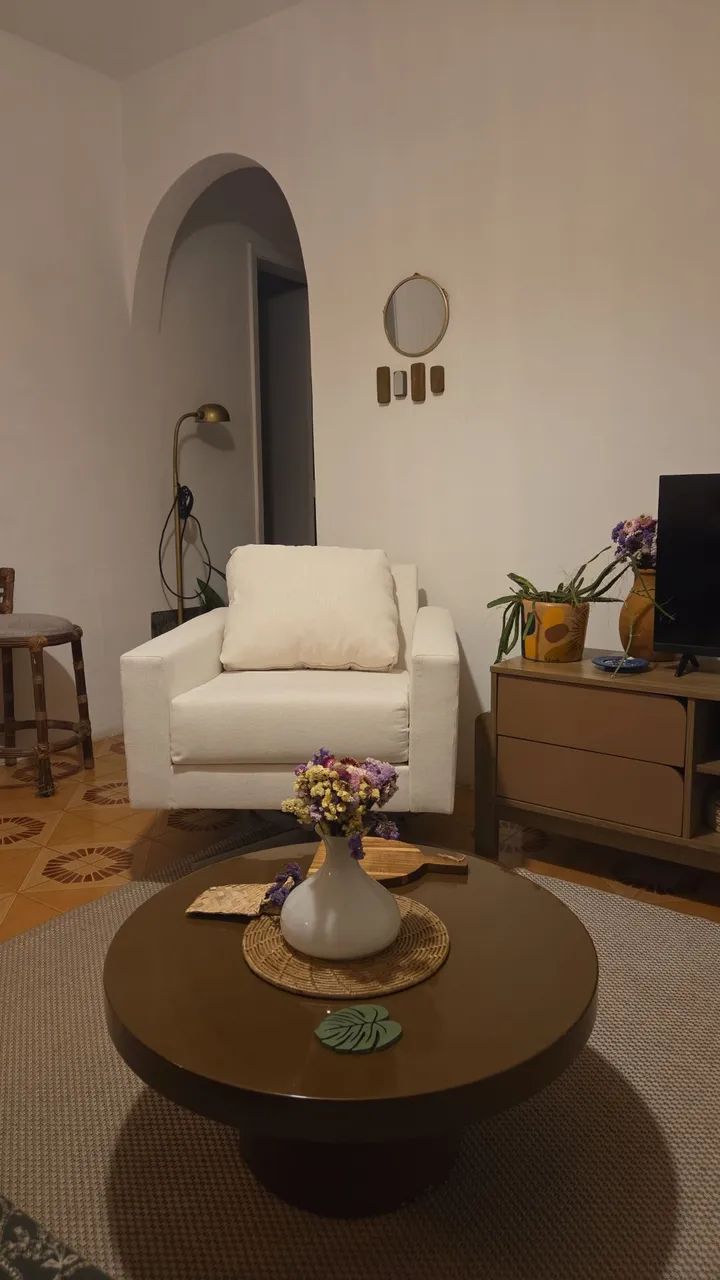 POLTRONA Giratória EM LINHO NOVA - Foto 2