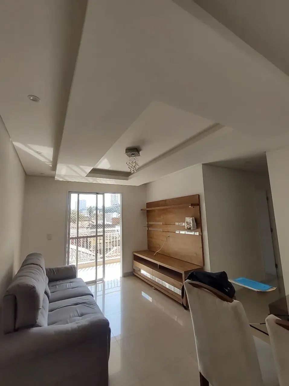Apartamento com 3 dorms,sendo uma suíte, 76m² no centro de Taboão da Serra - SP