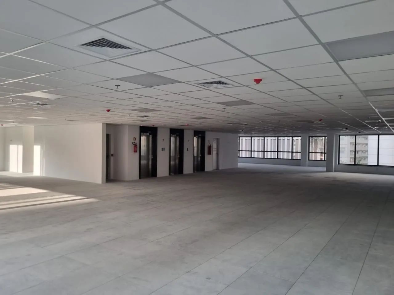 Sala comercial na Rua João Moura, 346 - Conjunto 202  285 m² - Foto 2