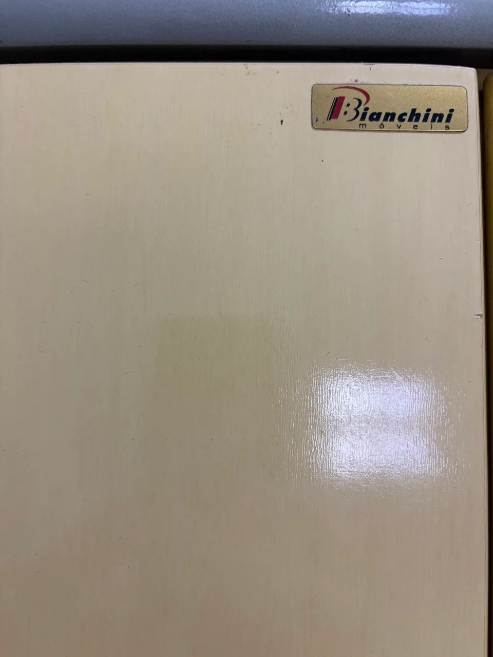 Guarda Roupa cor Marfim 5 portas - Foto 2