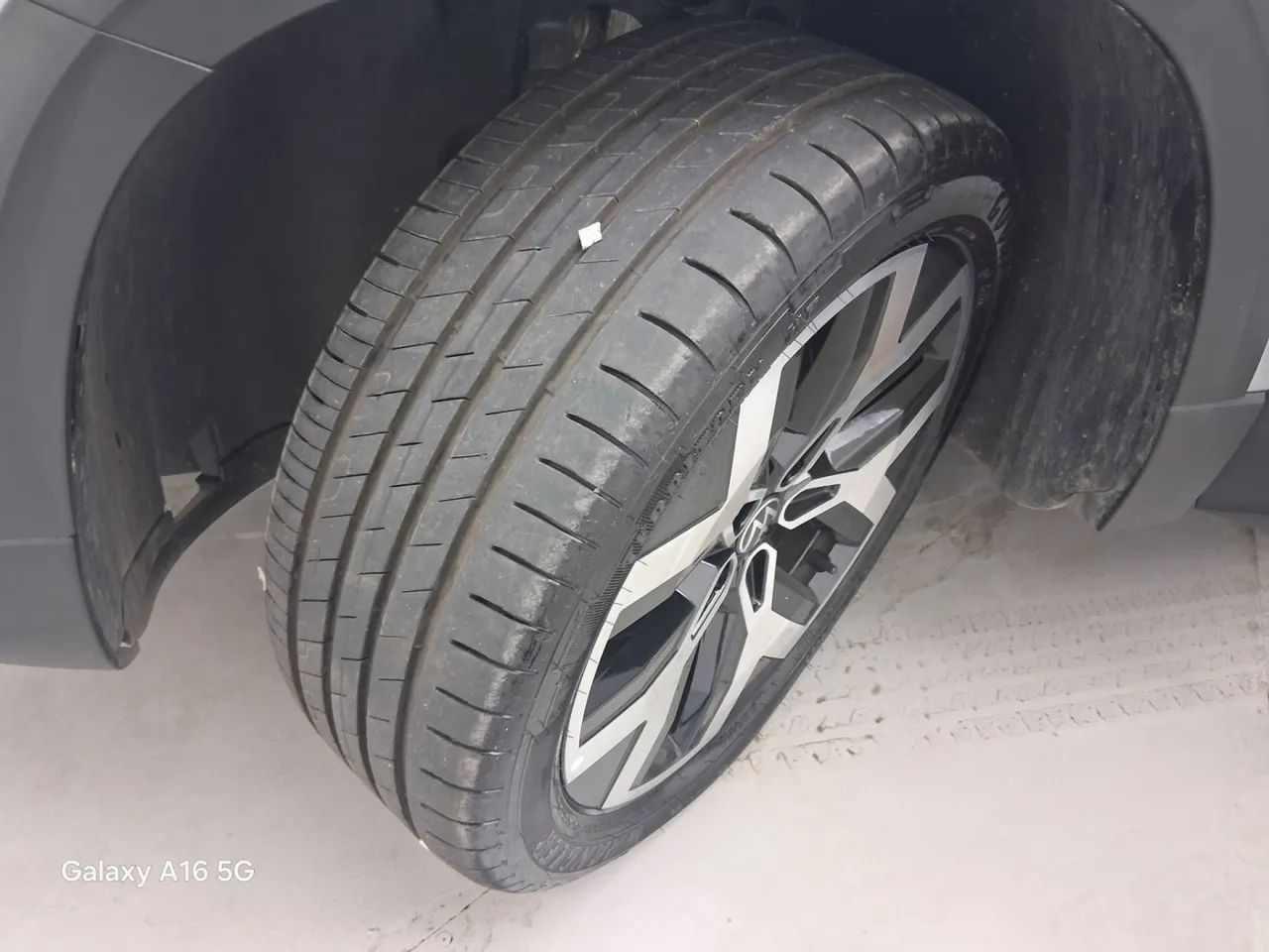 Volkswagen Taos Highline 1.4 250 TSI Flex Aut., foto 11 de 17
