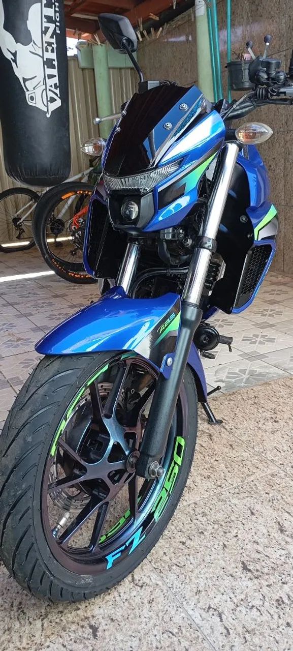 Fazer 250