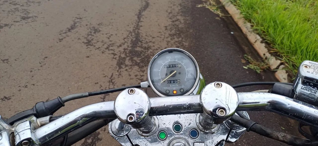 Shadow 600  - Foto 2