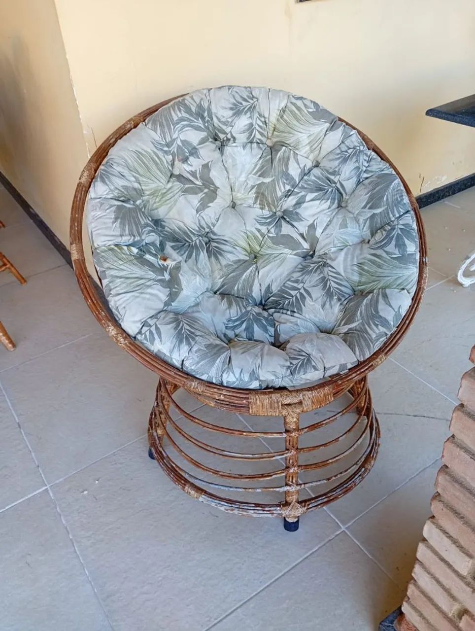 Vendo Jogo de 4 Cadeiras Concha de Cipó - Foto 2