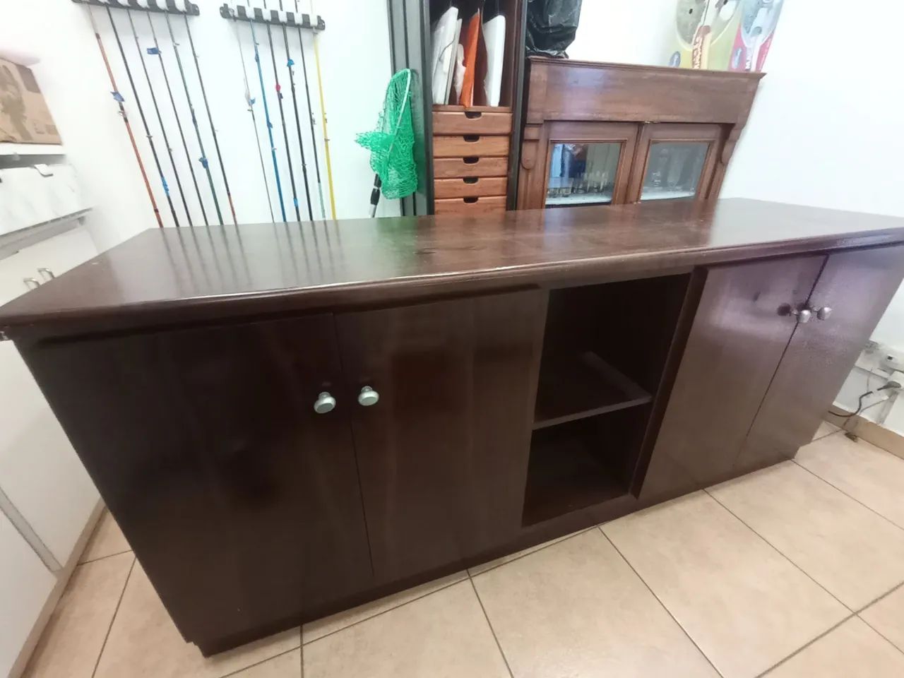 Comoda em mogno