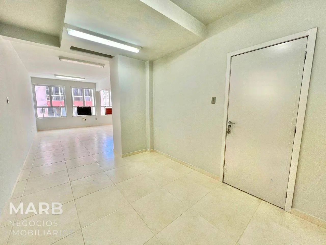 Sala à venda, 59 m² por R$ 355.000,00 - Centro - Florianópolis/SC - Foto 5