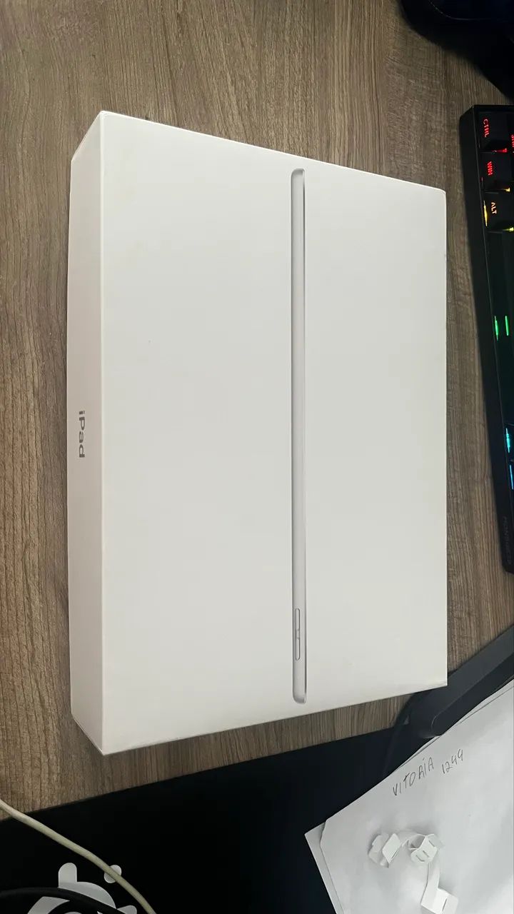 iPad 9ª geração 64GB na cor Silver 