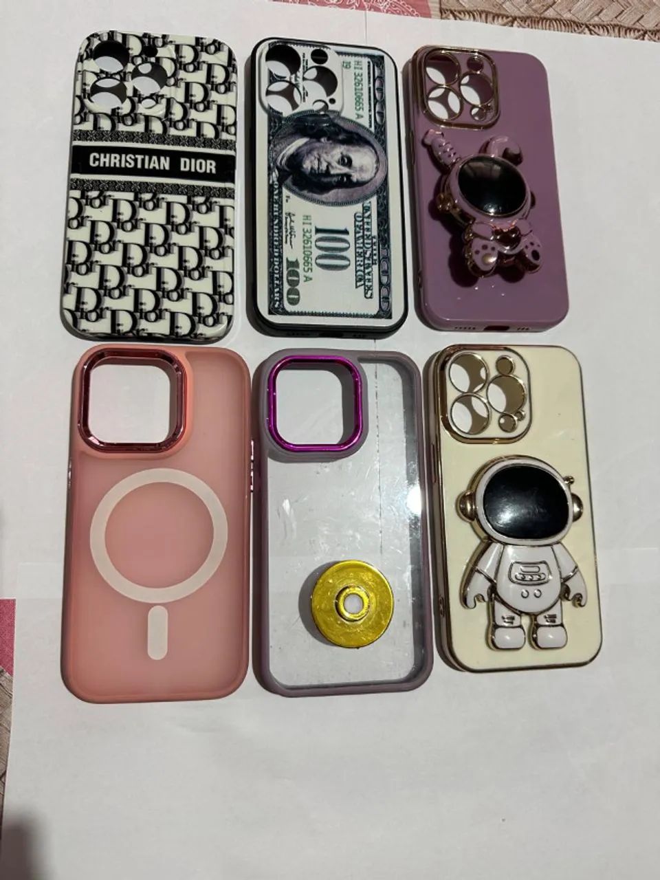 Kit com 6 capas iPhone 14 Pro Semi novas - Foto 2