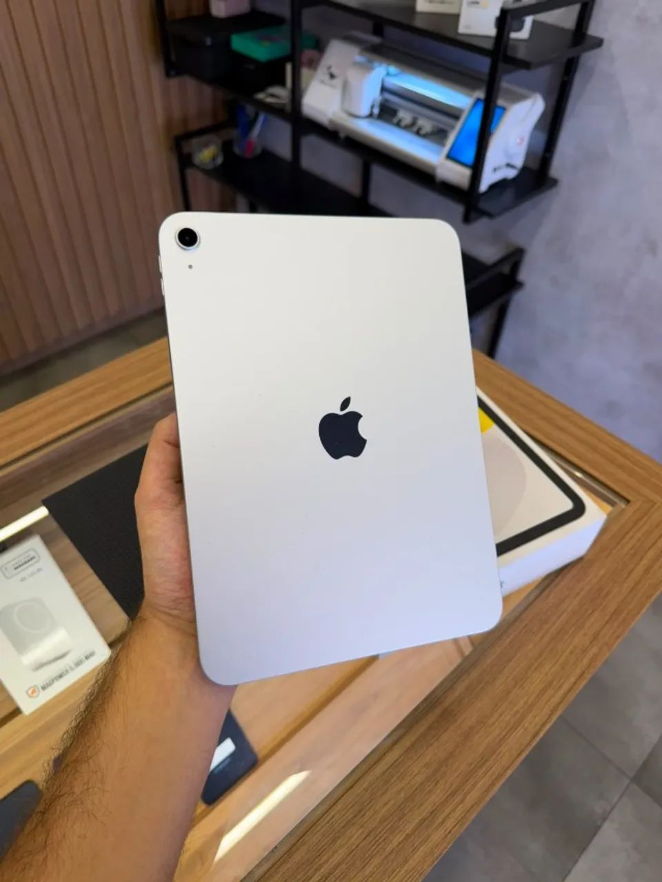iPad 11 A16 256gb Seminovo com caixa - Foto 3