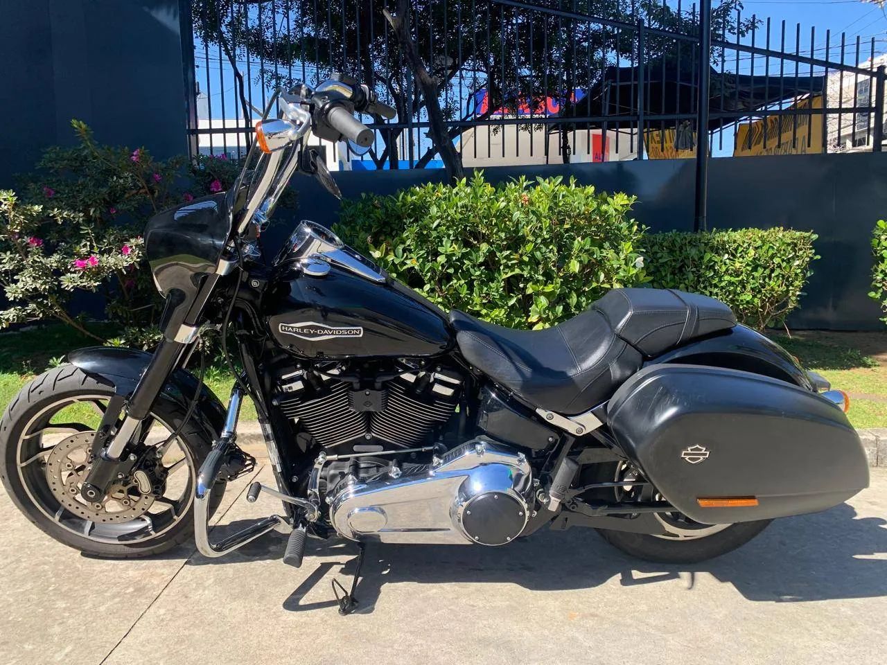 HARLEY-DAVIDSON SPORT GLIDE