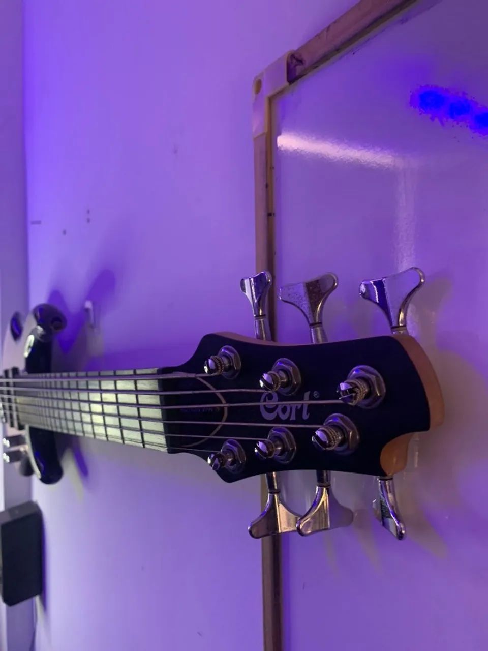 Contrabaixo Cort Action Bass VI Plus de 6 cordas. - Foto 6