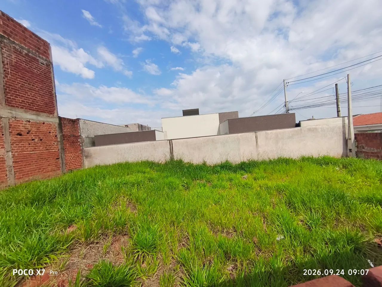 Terreno Residêncial e Comercial - Foto 2