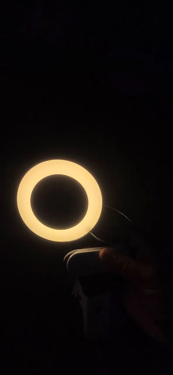 Luminária de mesa com lupa - Foto 2