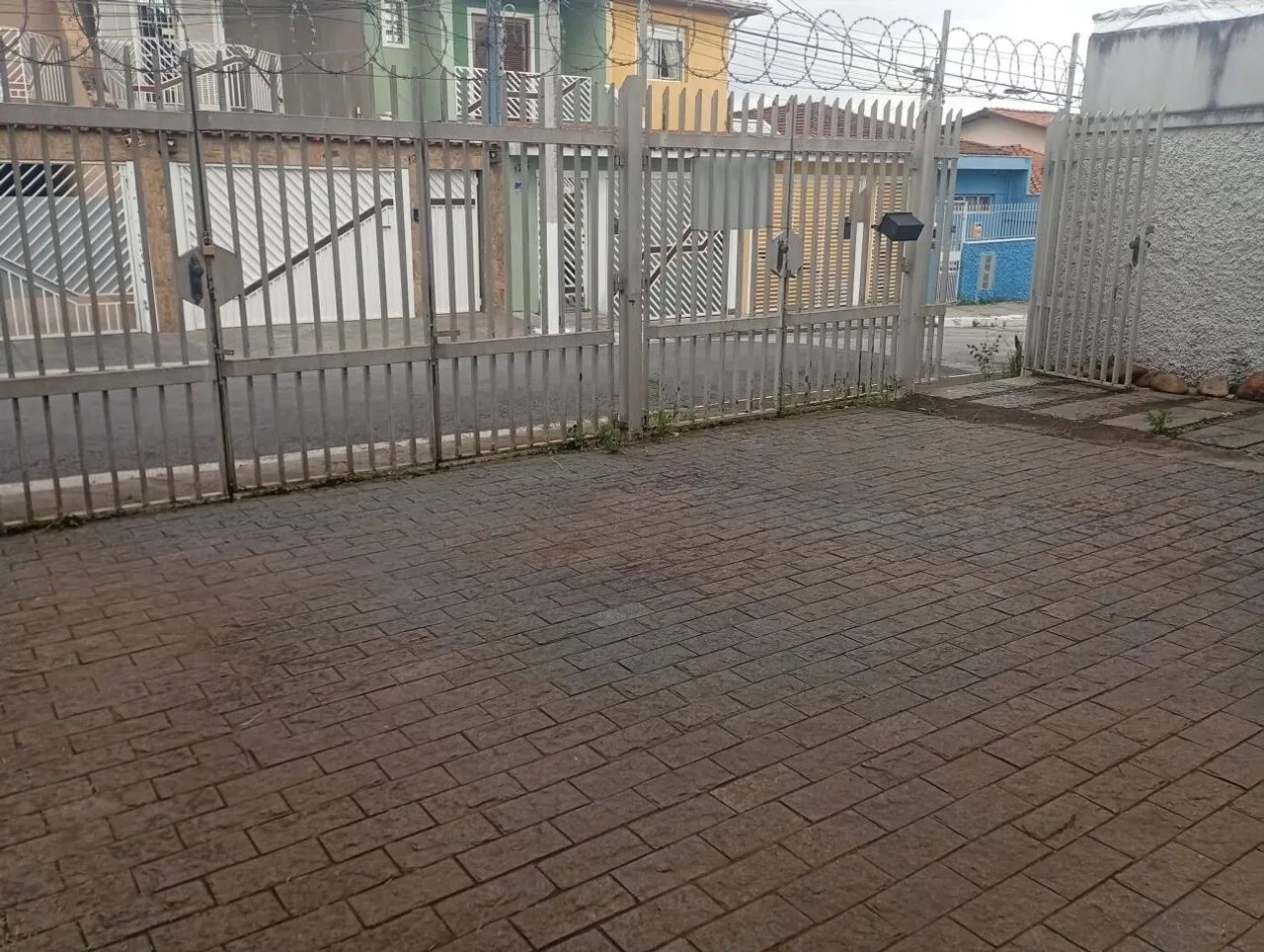 SOBRADO COM 4 QUARTOS PRÓXIMO AO JARDIM BONFIGLIOLI - Foto 2