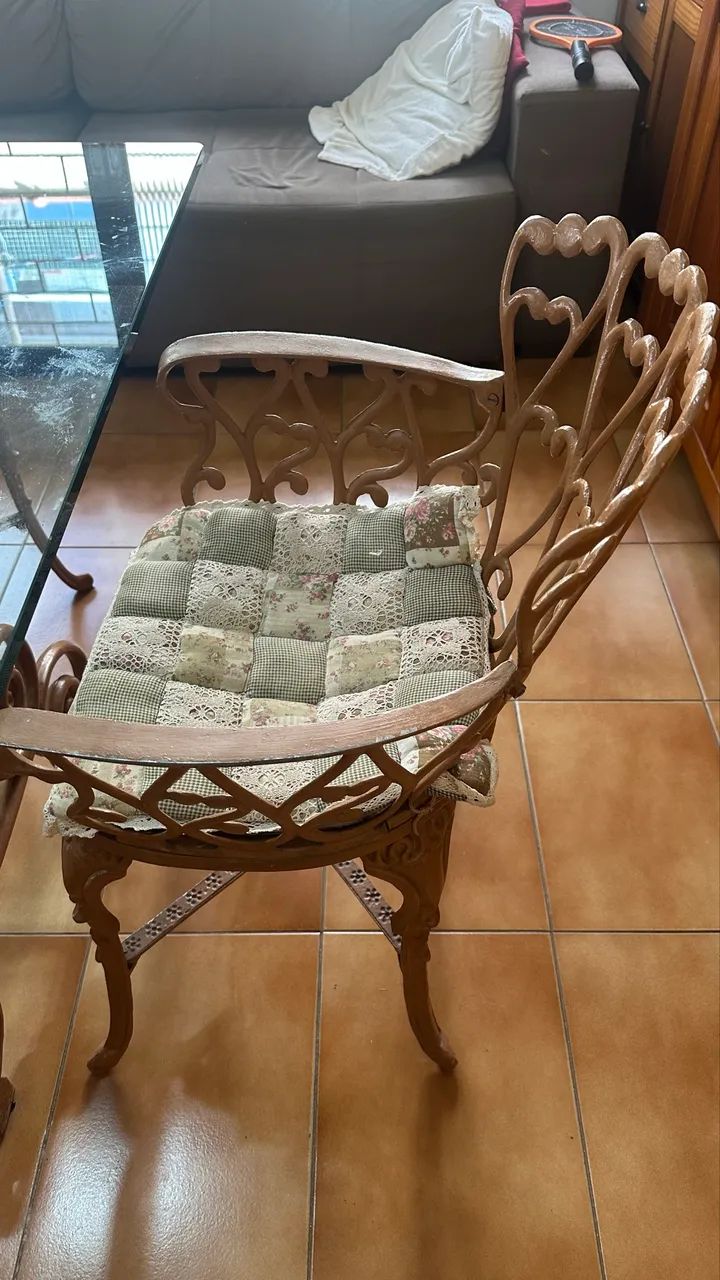 Mesa vidro  pé de ferro - Foto 4