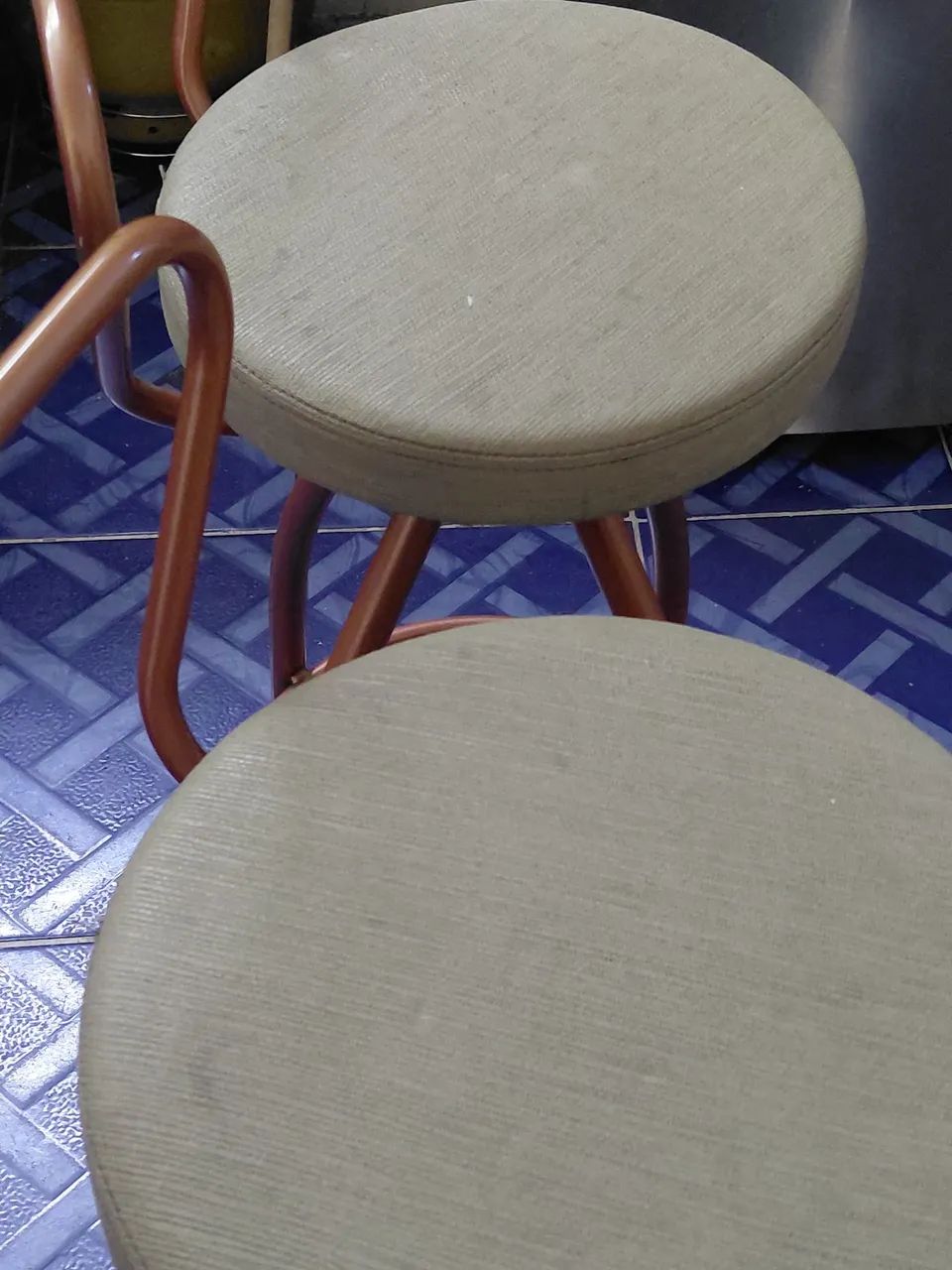 Cadeiras eltas - Foto 4