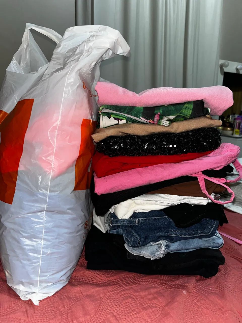 Lote de roupas