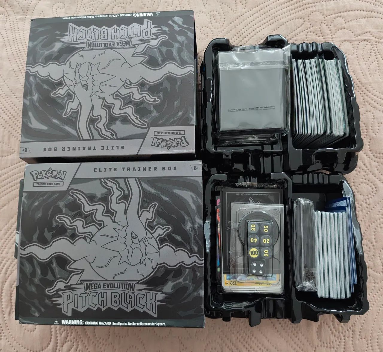 2 caixas de pokémon completas da coleção Elite trainer. Escuridão absoluta. 