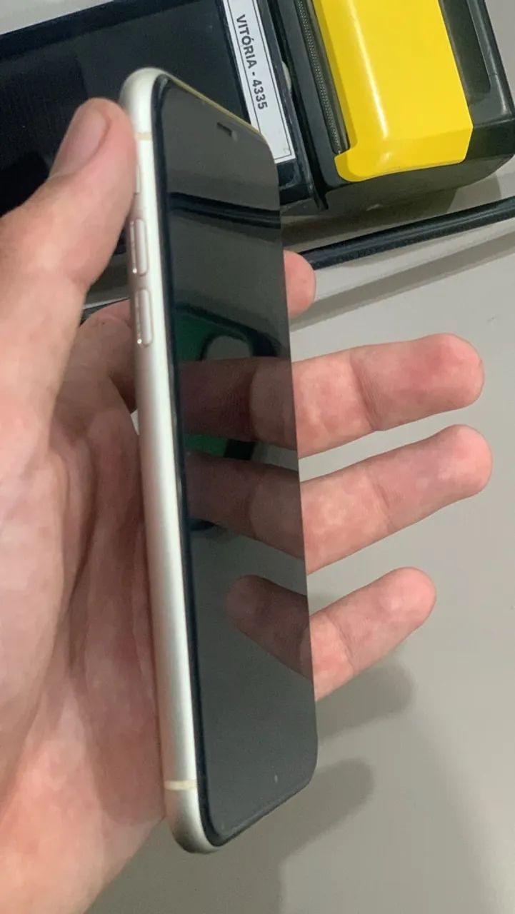 iPhone 11 64g