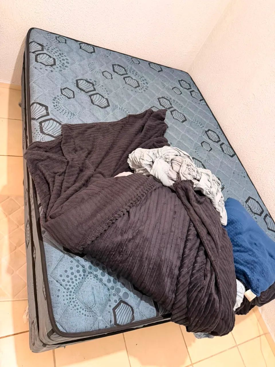 Cama