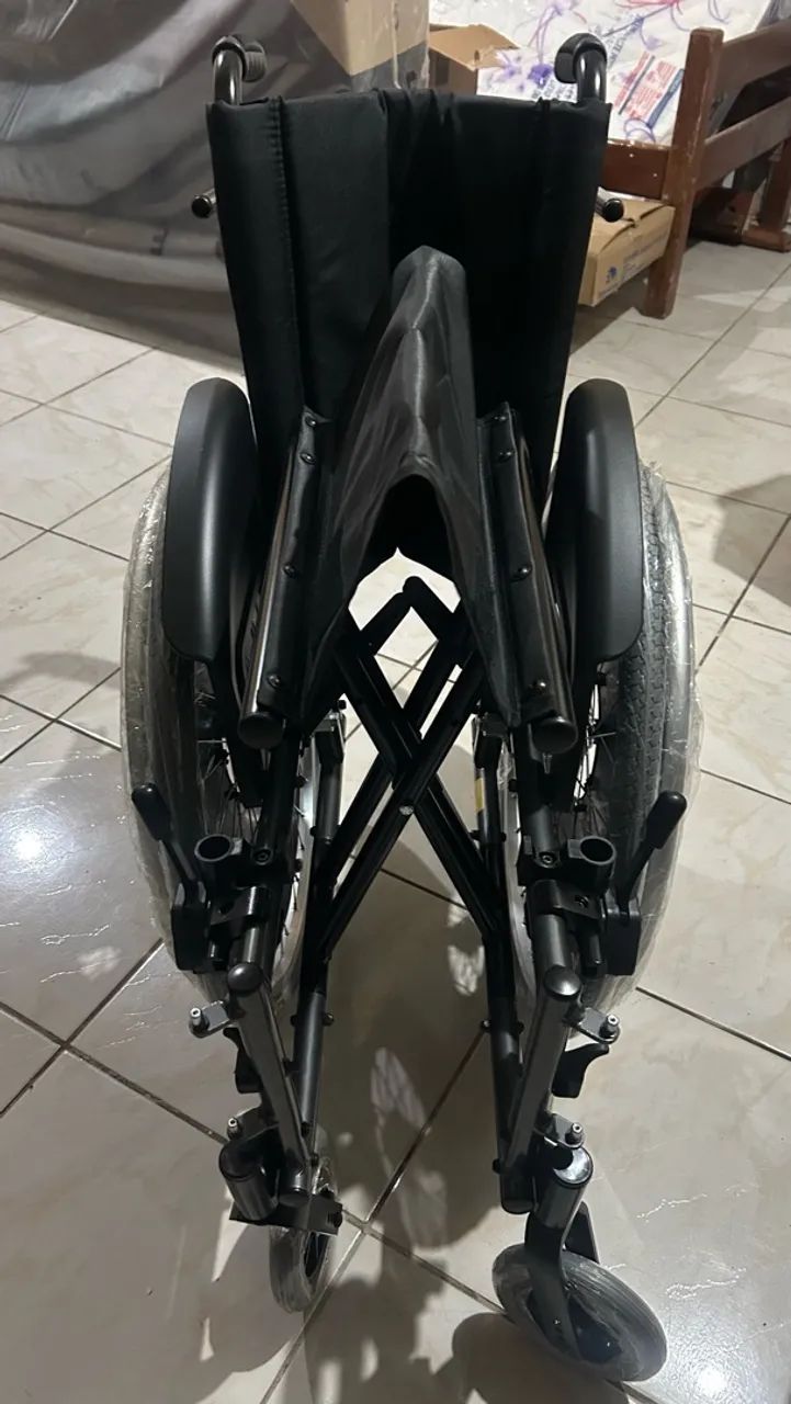 Cadeira de rodas AVD ORTOBRAS  - Foto 5