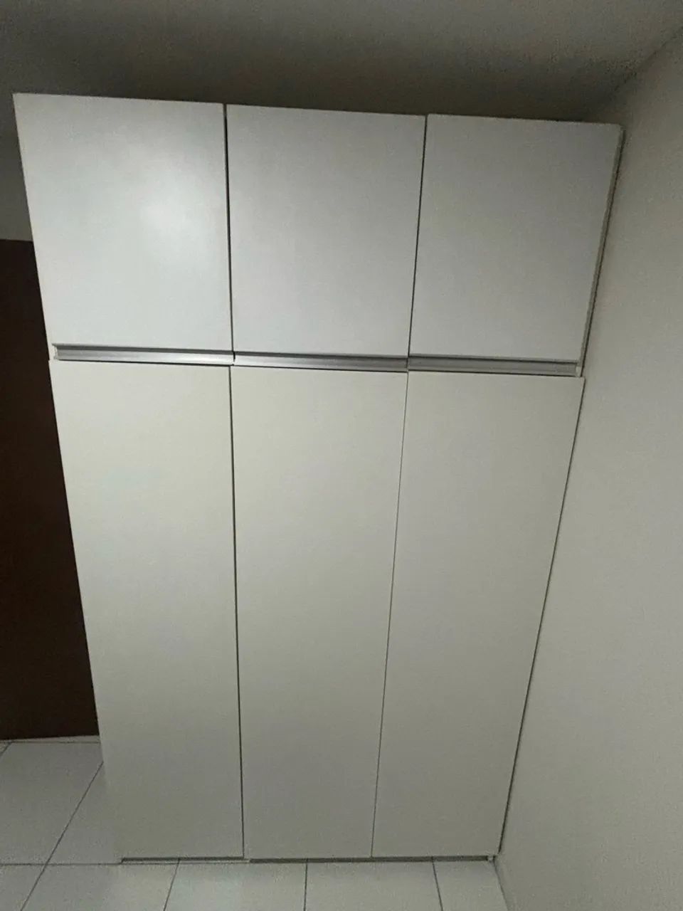 Guarda roupa projetado. 