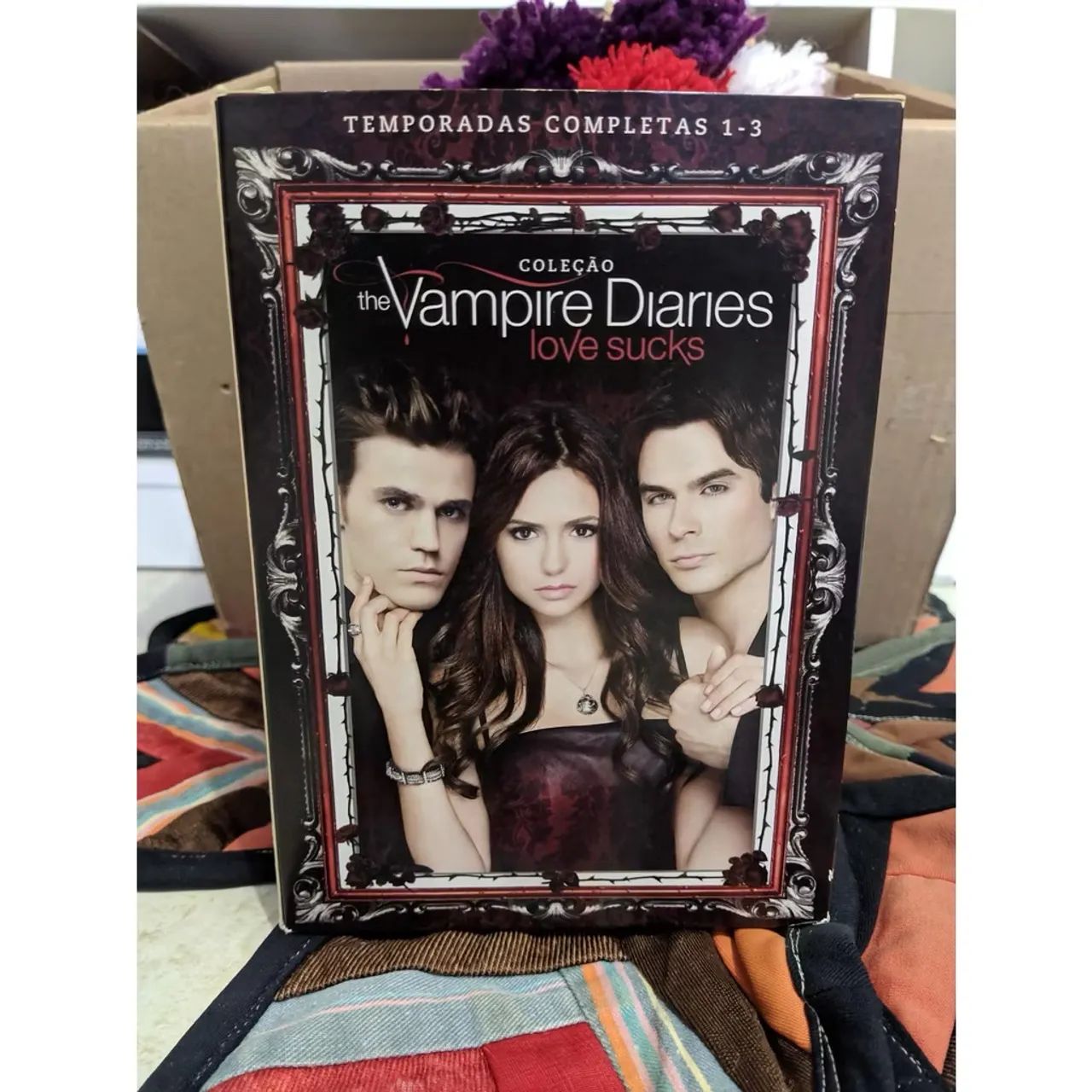 Box Oroginal Diários de um vampiro com 3 temporadas completas  - Foto 2