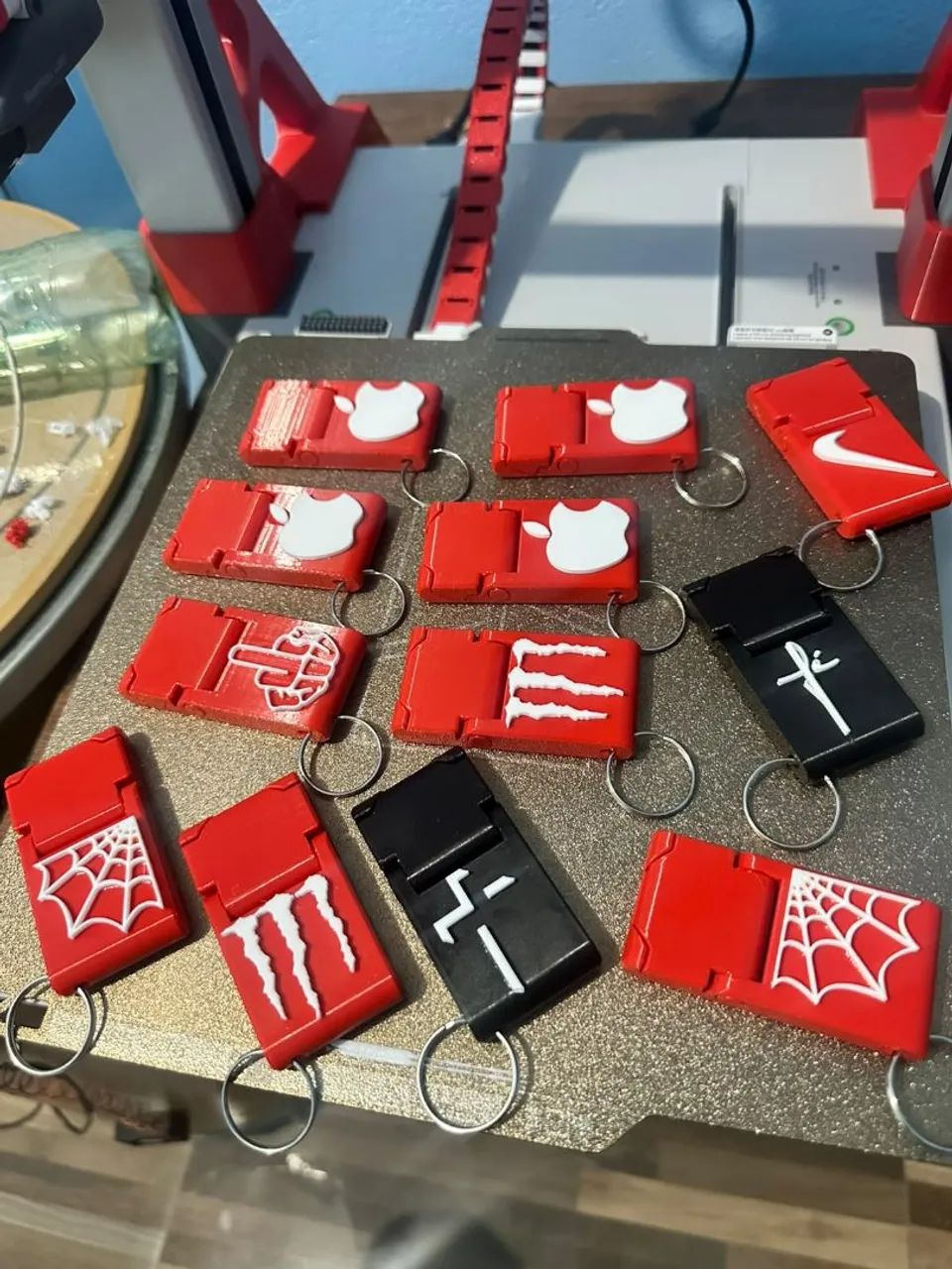 Vendo chaveiro com suporte celular  - Foto 3