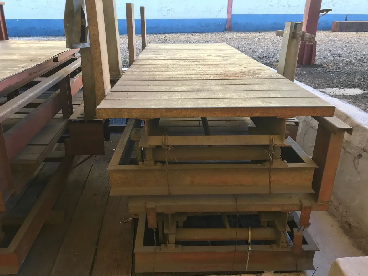 Balança mecânica com plataforma de 3 ton.