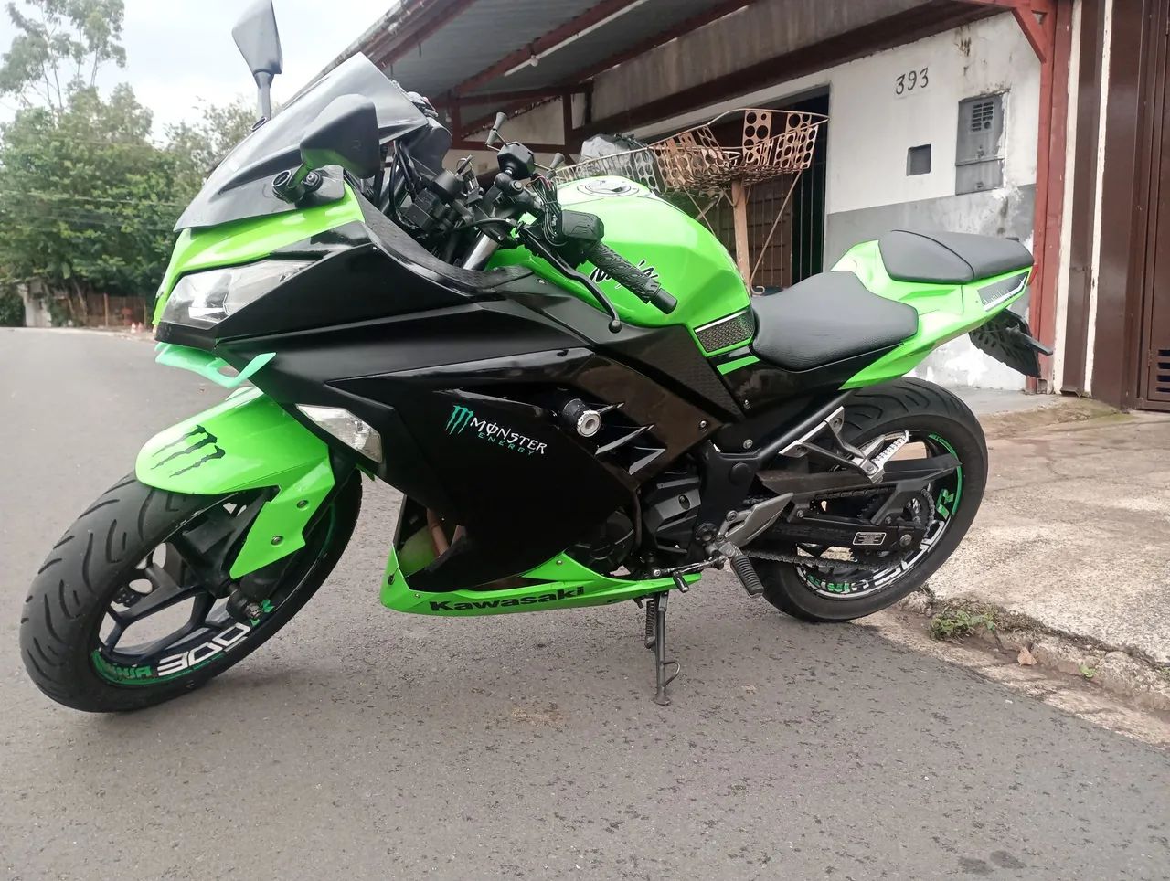 Moto ninja 300