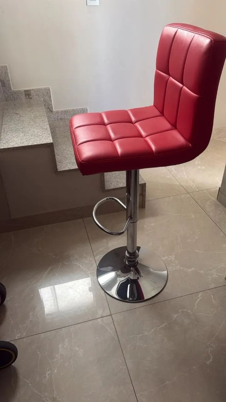 Kit 3 Banquetas Gomos Vermelha Para Cozinha
