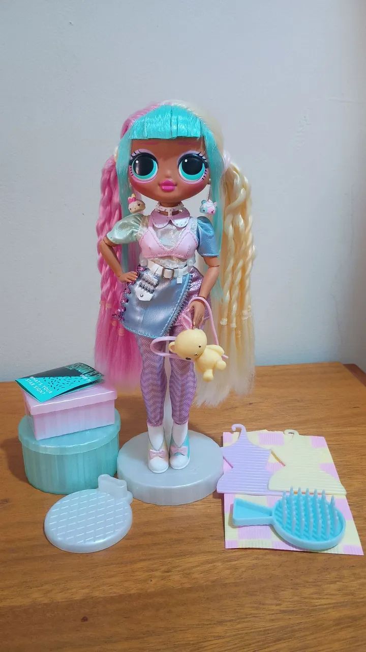 Boneca Lol OMG Candylicious Completa